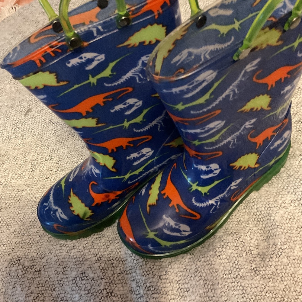 Zooms rain boots